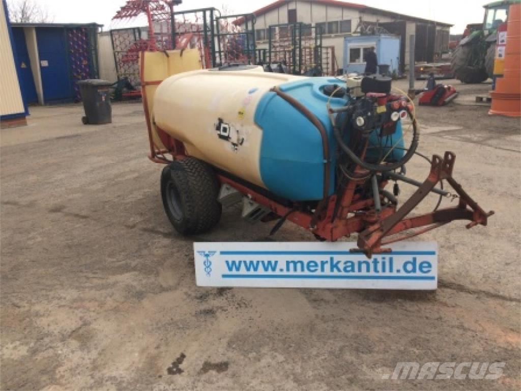 Holder NI 1000 Trailed sprayers