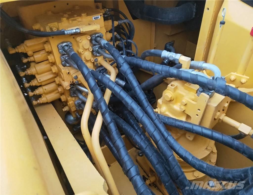 Komatsu PC200-7 Crawler excavators