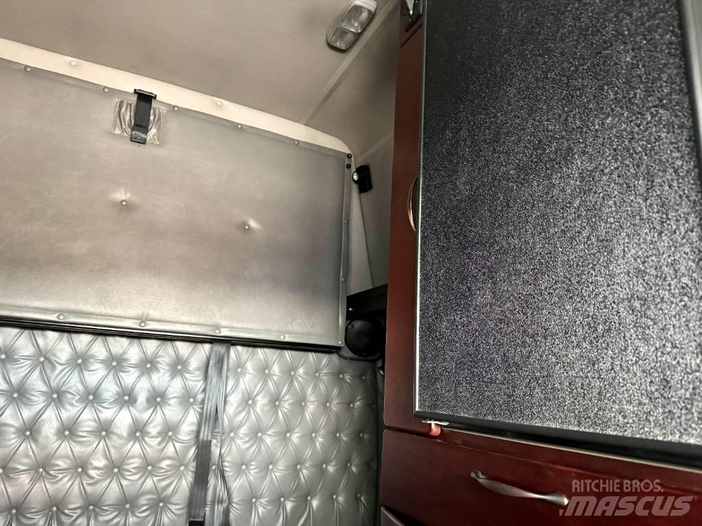 Western Star 4900 Truck Tractor Units