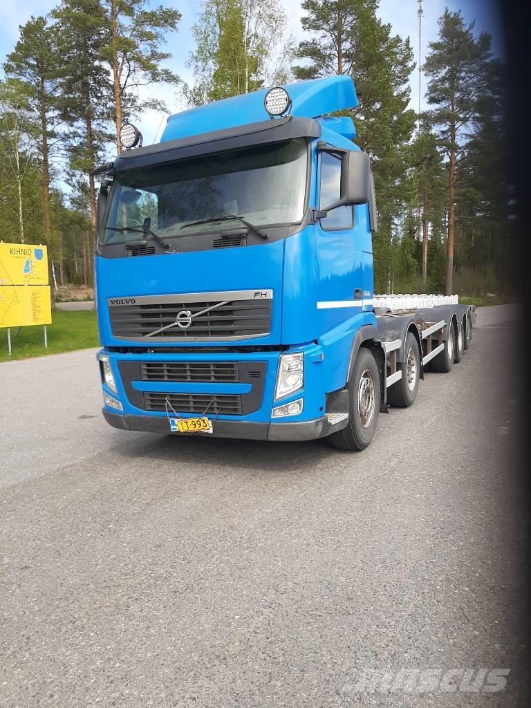 Volvo FH 13 Chassis Cab trucks