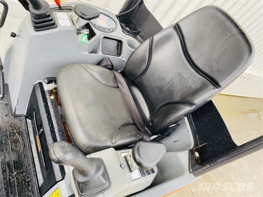Doosan DX17Z Mini excavators < 7t
