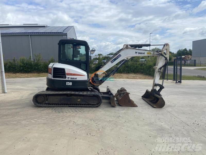 Bobcat E 50 Wheeled excavators
