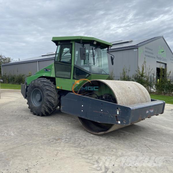 Dynapac CA302D Soil compactors