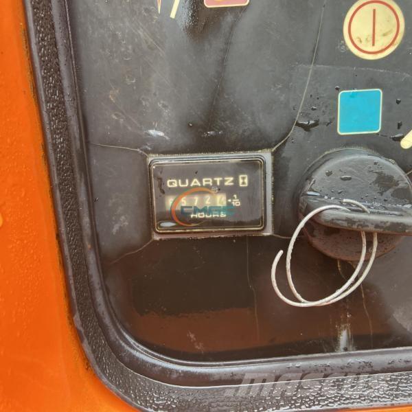 JLG 860SJ Articulated boom lifts