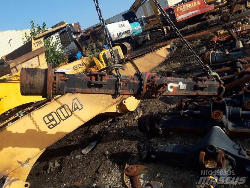 CAT 206 Transmission