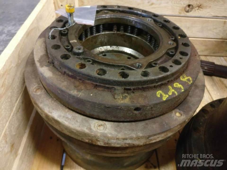 CAT 213B Transmission