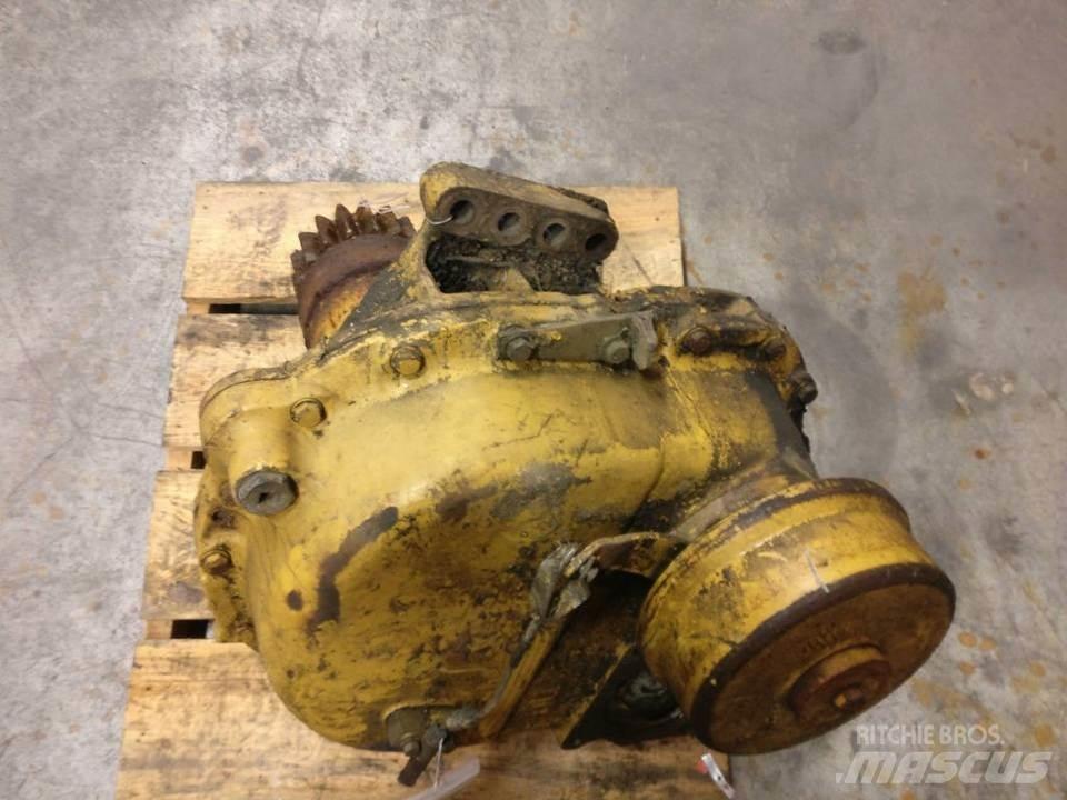 CAT 225 Transmission