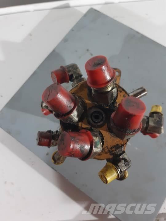 CAT 302.5 Hydraulics