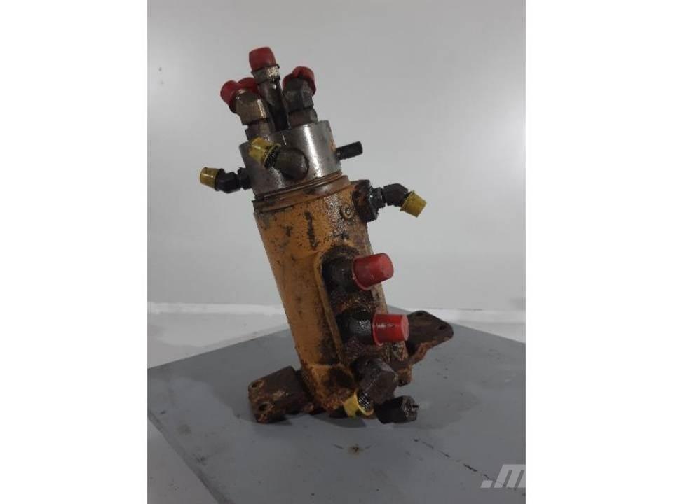 CAT 302.5 Hydraulics