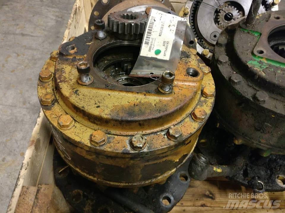 CAT 322B Transmission