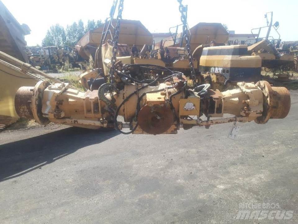 CAT 438B Transmission