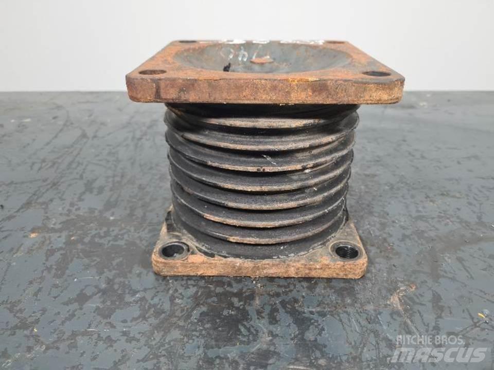 CAT 735 Transmission