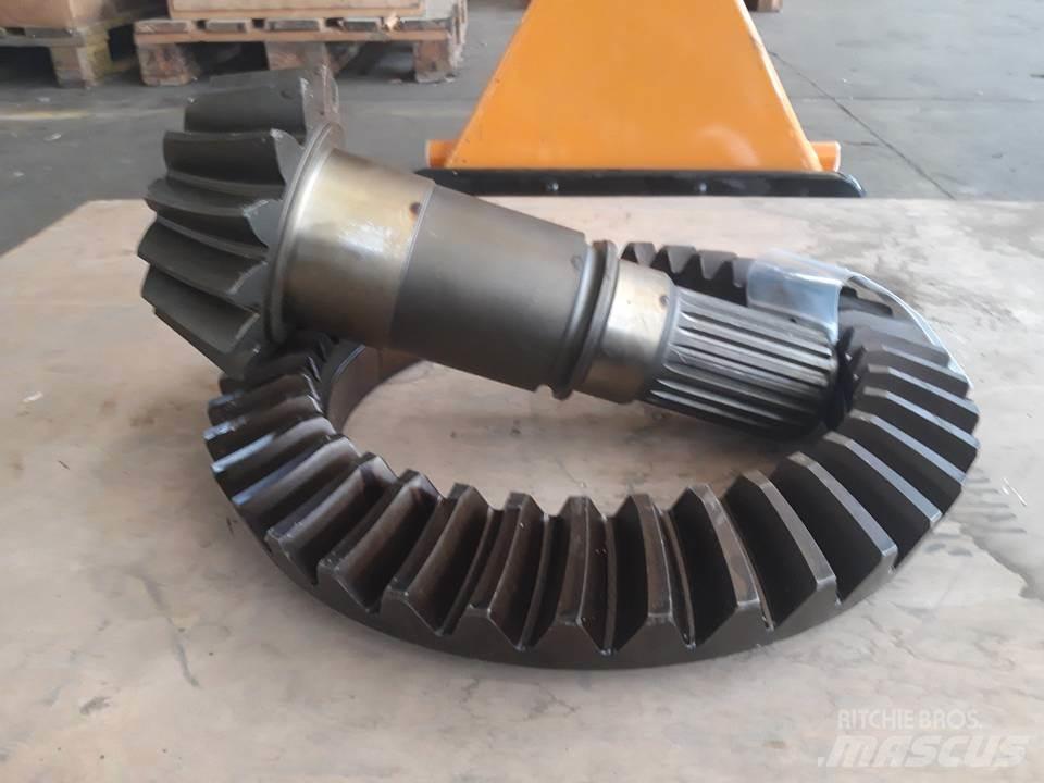 CAT 824B Transmission