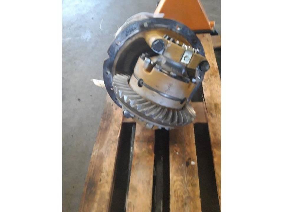 CAT 936E Transmission