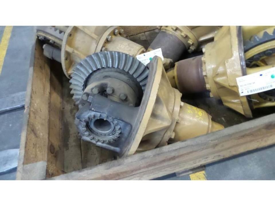 CAT 950B Transmission