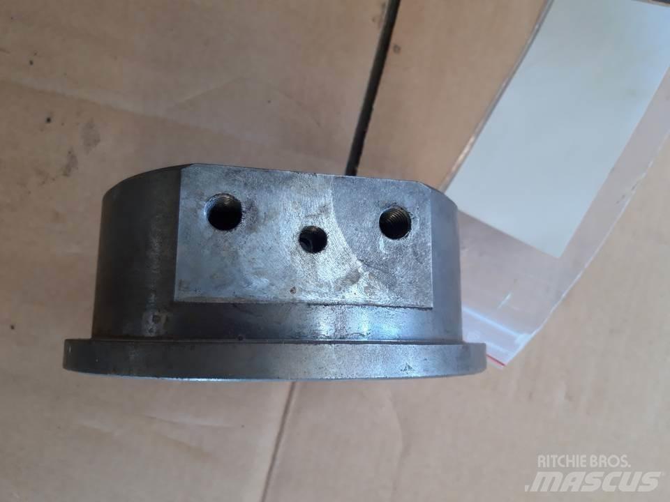 CAT 950B Transmission