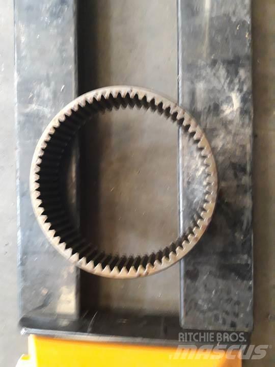 CAT 950E Transmission