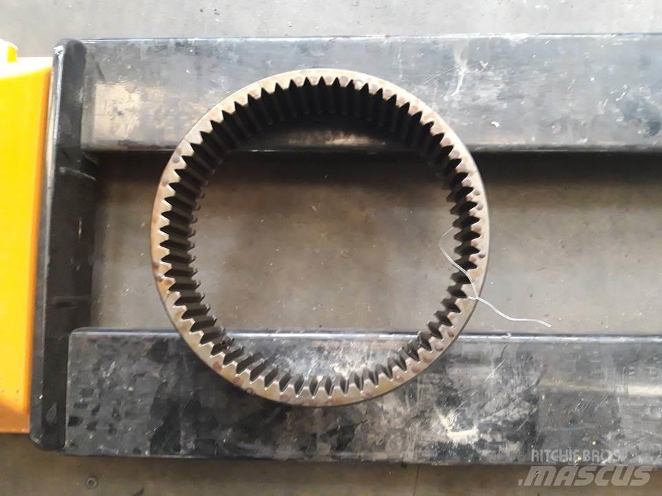 CAT 950E Transmission