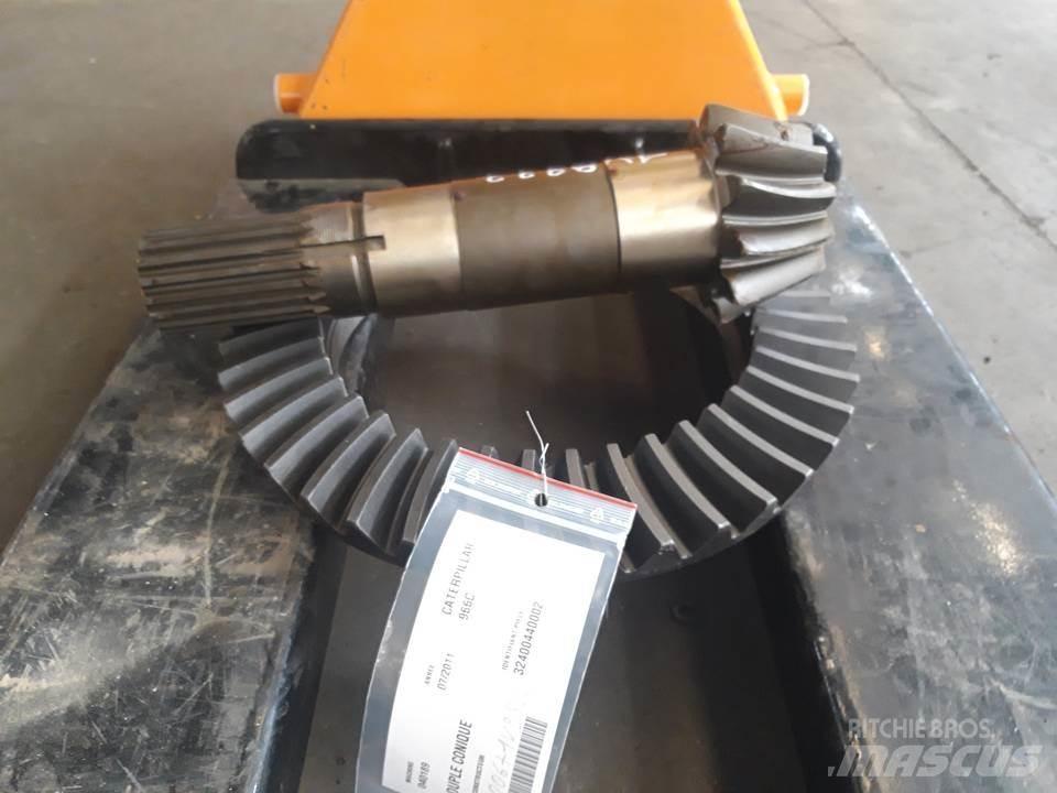 CAT 966C Transmission