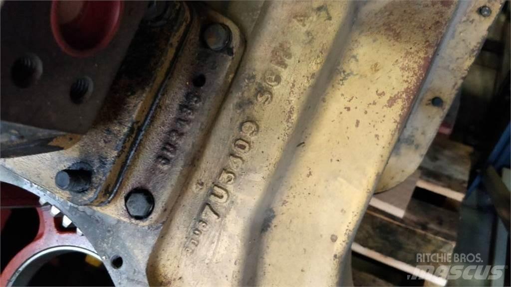 CAT D250B Transmission