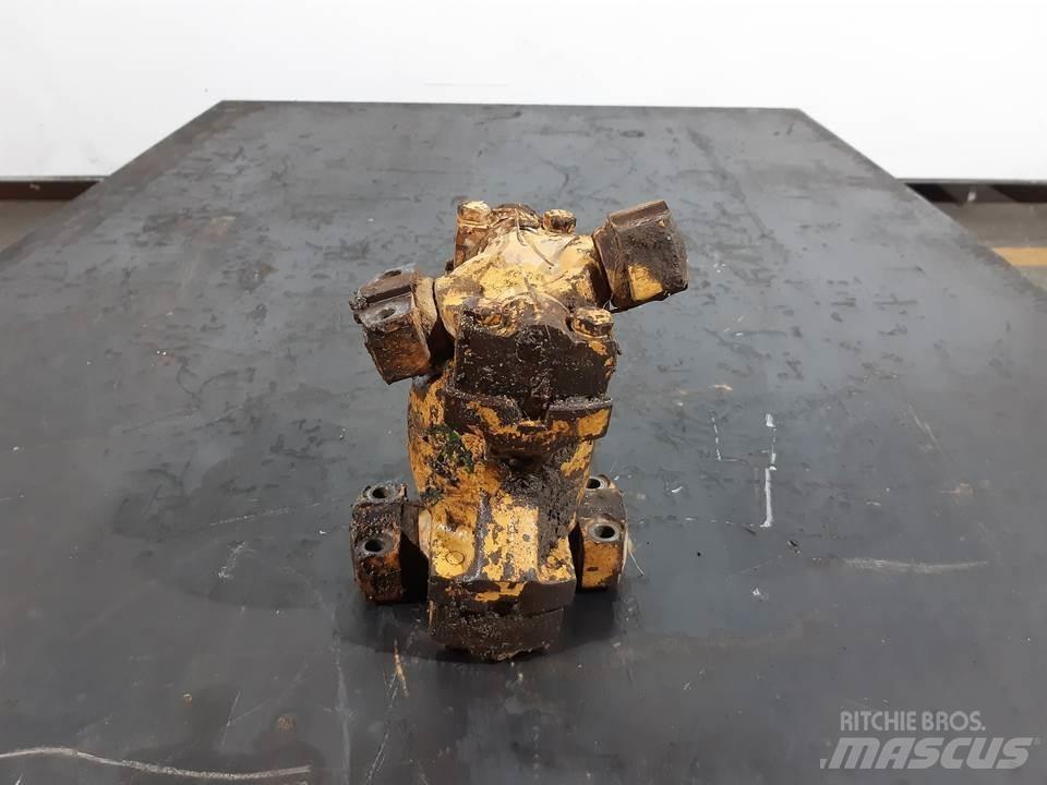 CAT D6RXL Transmission
