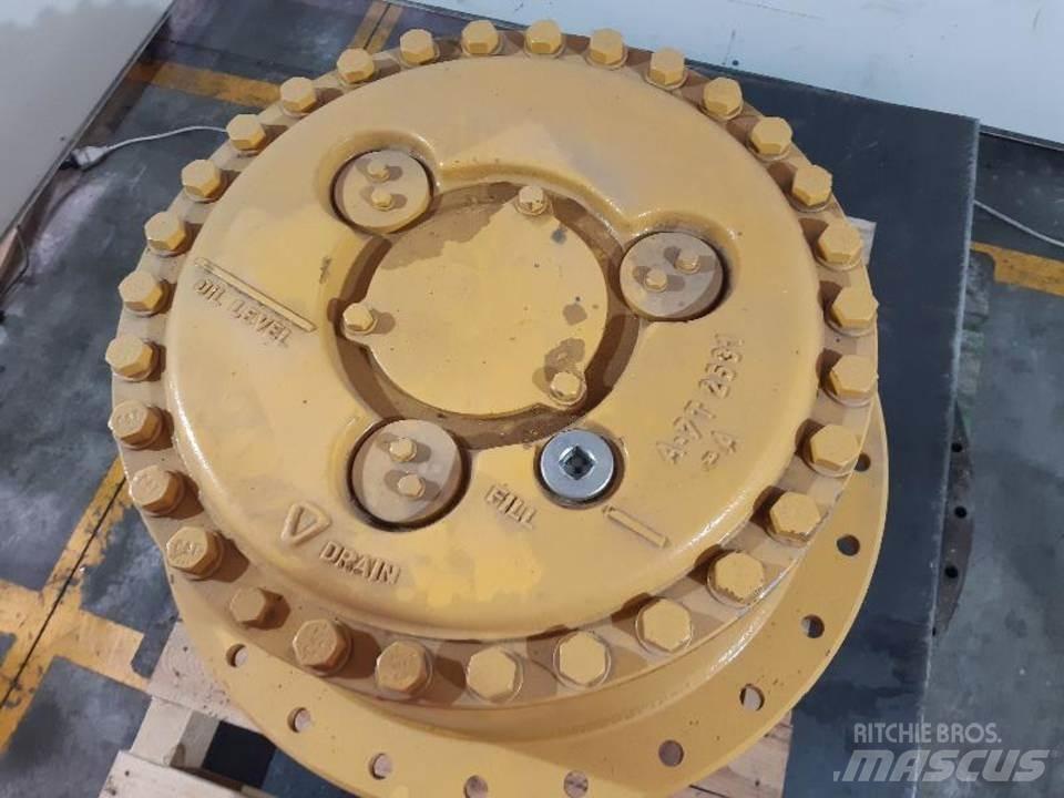 CAT D7R Transmission