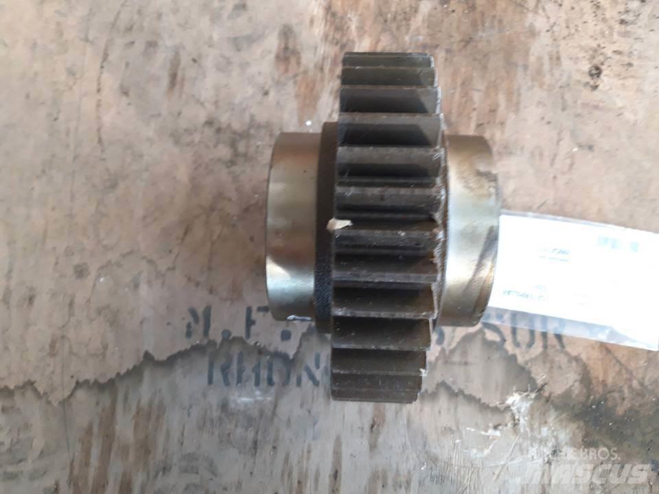CAT D8H Transmission