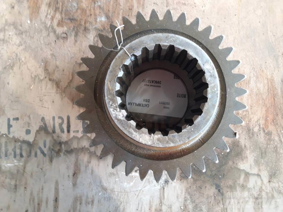 CAT D8H Transmission