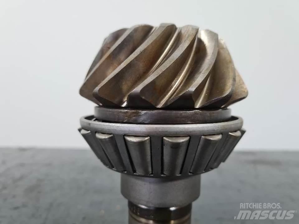CAT M318 Transmission
