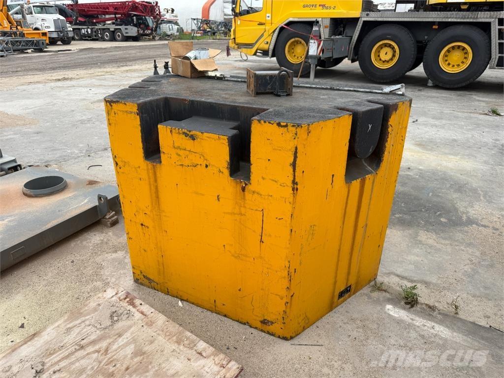 Grove  Crane spares & accessories