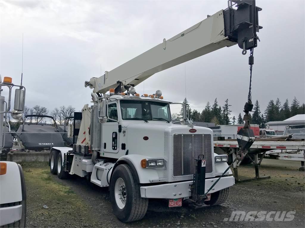 National 680E Crane trucks