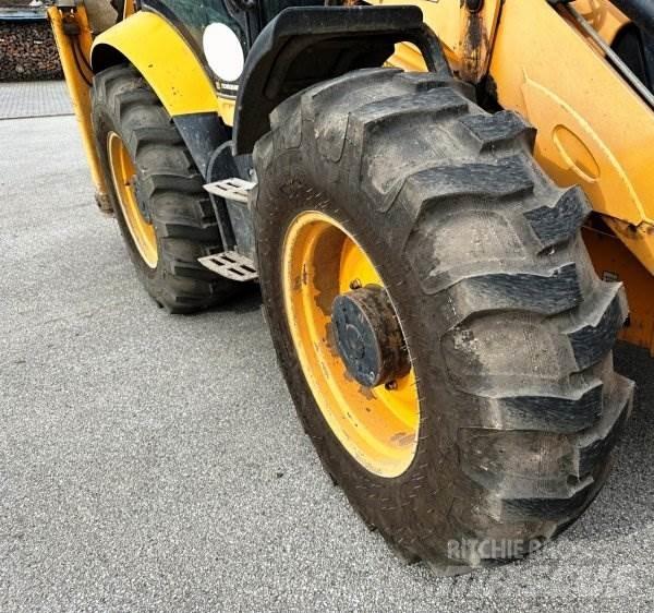 JCB 4 CX TLB's