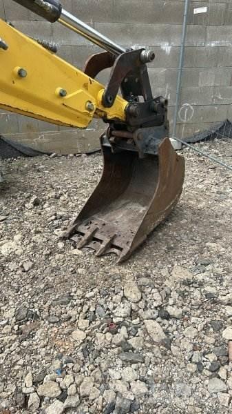 New Holland B100C TLB's