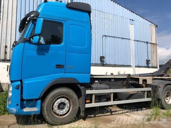 Volvo FH460 +Gergen Hook lift trucks