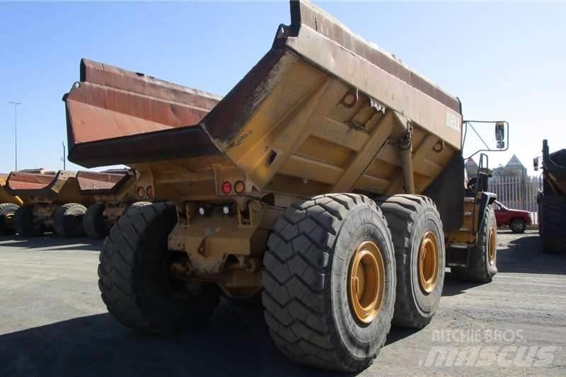Bell B40D Articulated Haulers