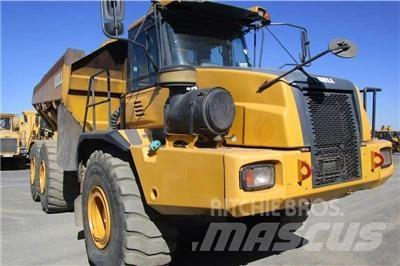 Bell B40D Articulated Haulers