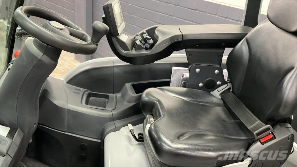 Still RX 60-25 Electric forklift trucks