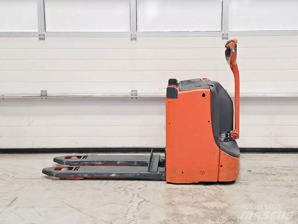 Linde T16L Low lifter