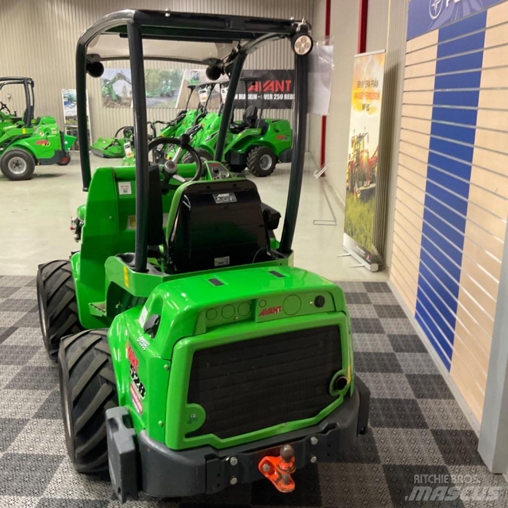 Avant 528 Other farming machines