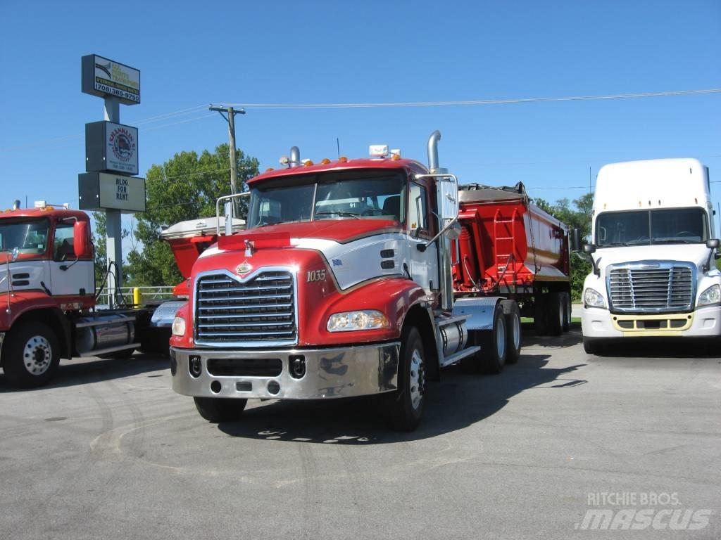 Mack CXN 613 Truck Tractor Units