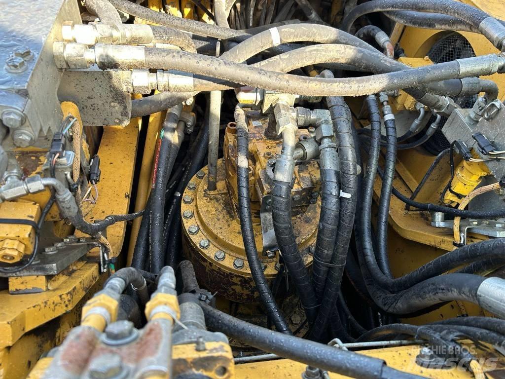CAT 330 D L Crawler excavators