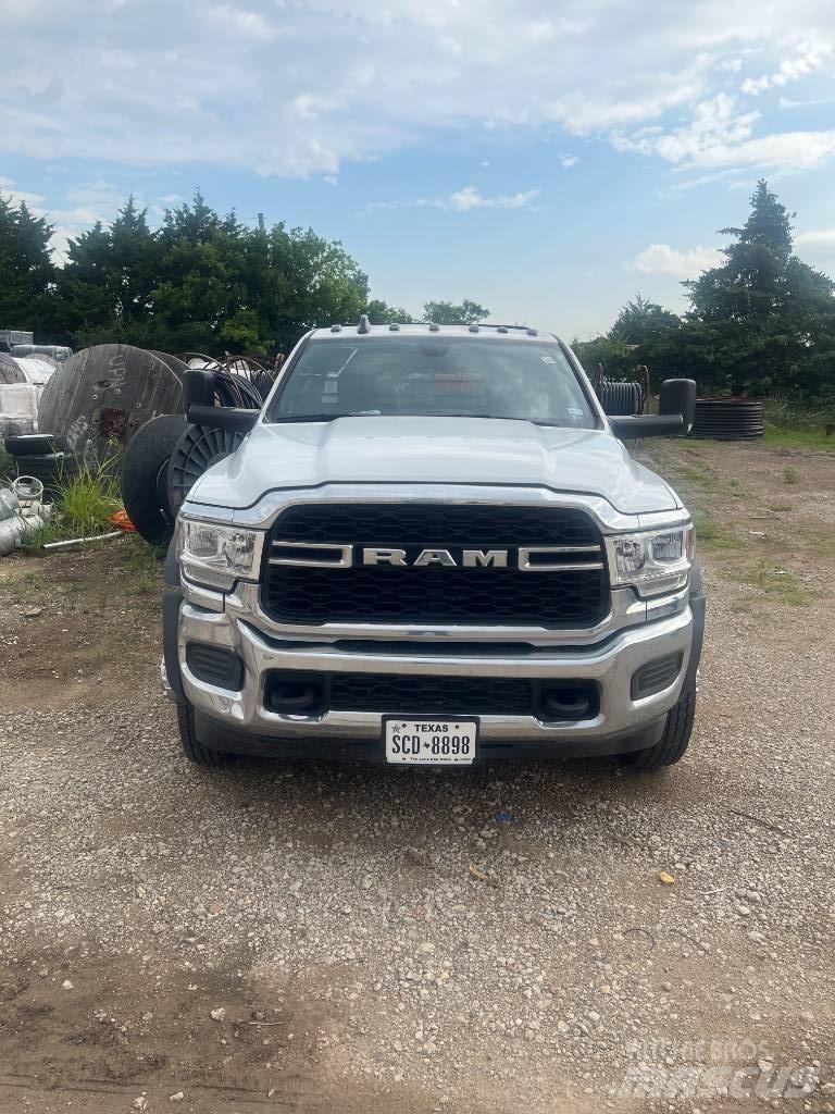 RAM 5500 Flatbed/Dropside trucks