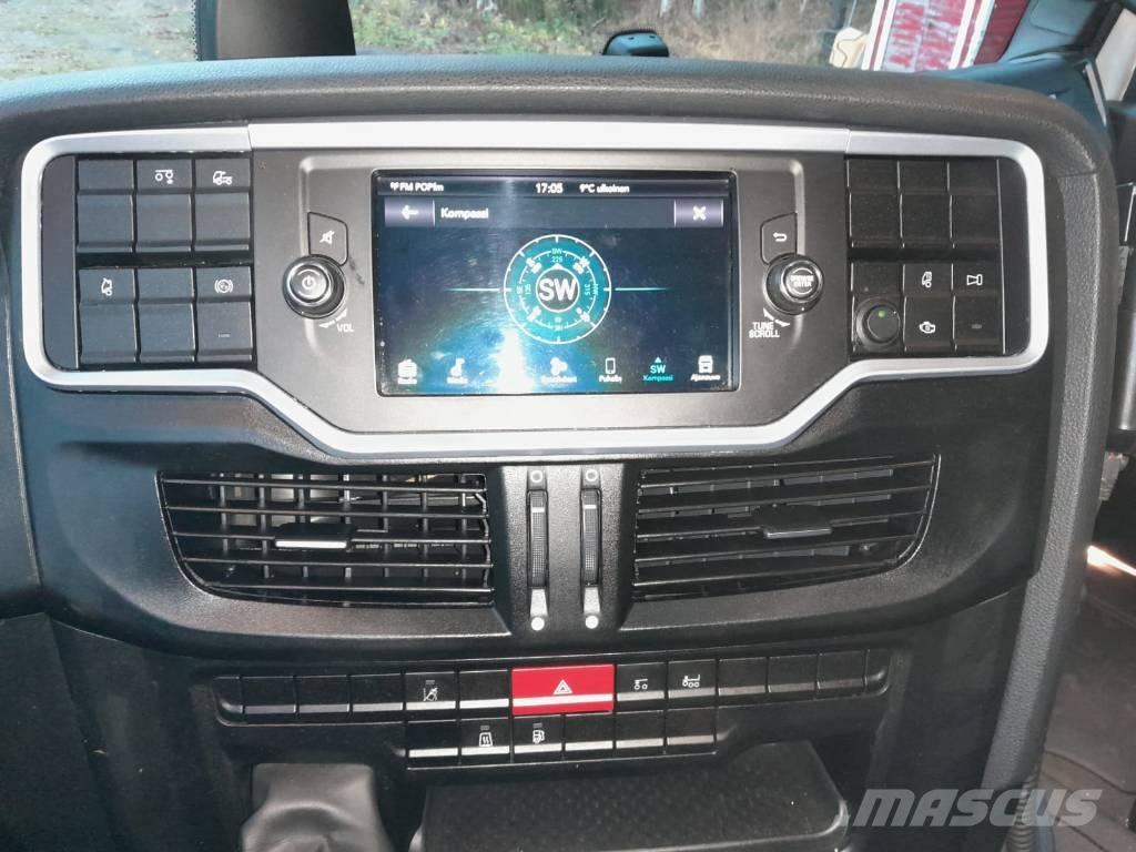 Iveco S-Way AS 440 Truck Tractor Units