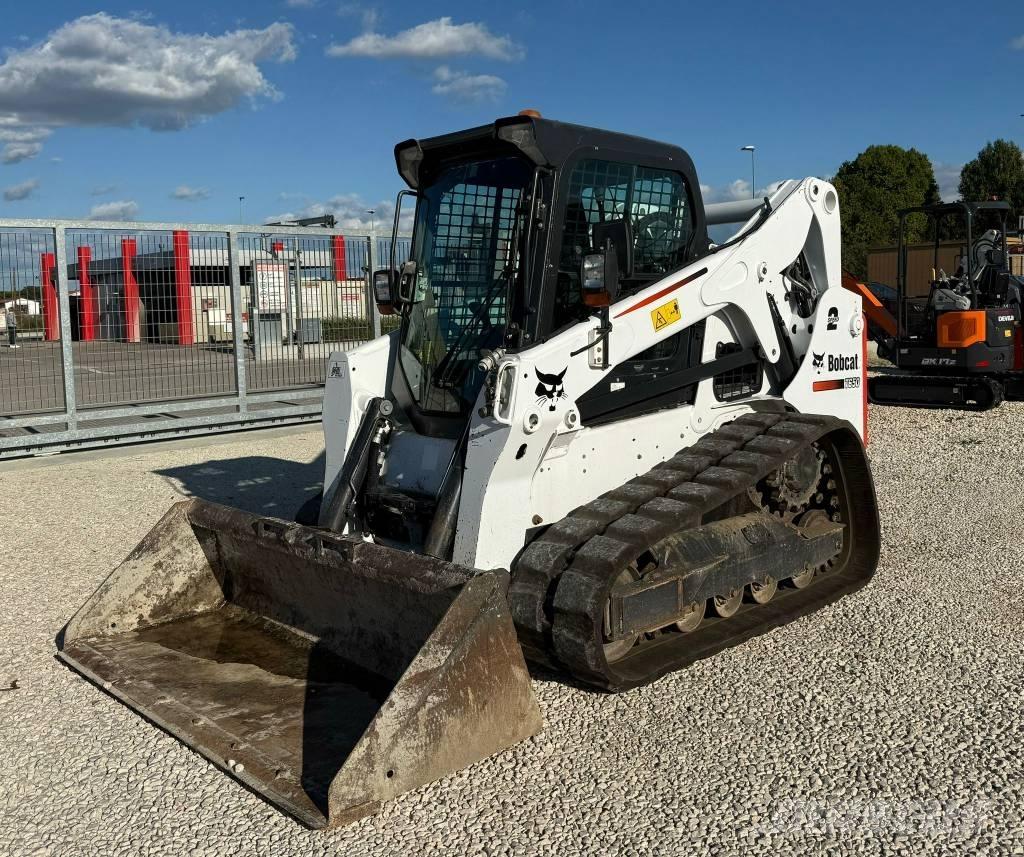Bobcat T 650 Crawler FEL's