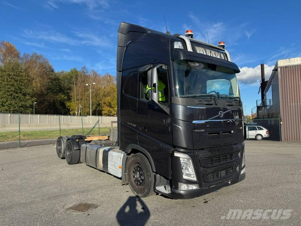 Volvo FH 550 Chassis Cab trucks
