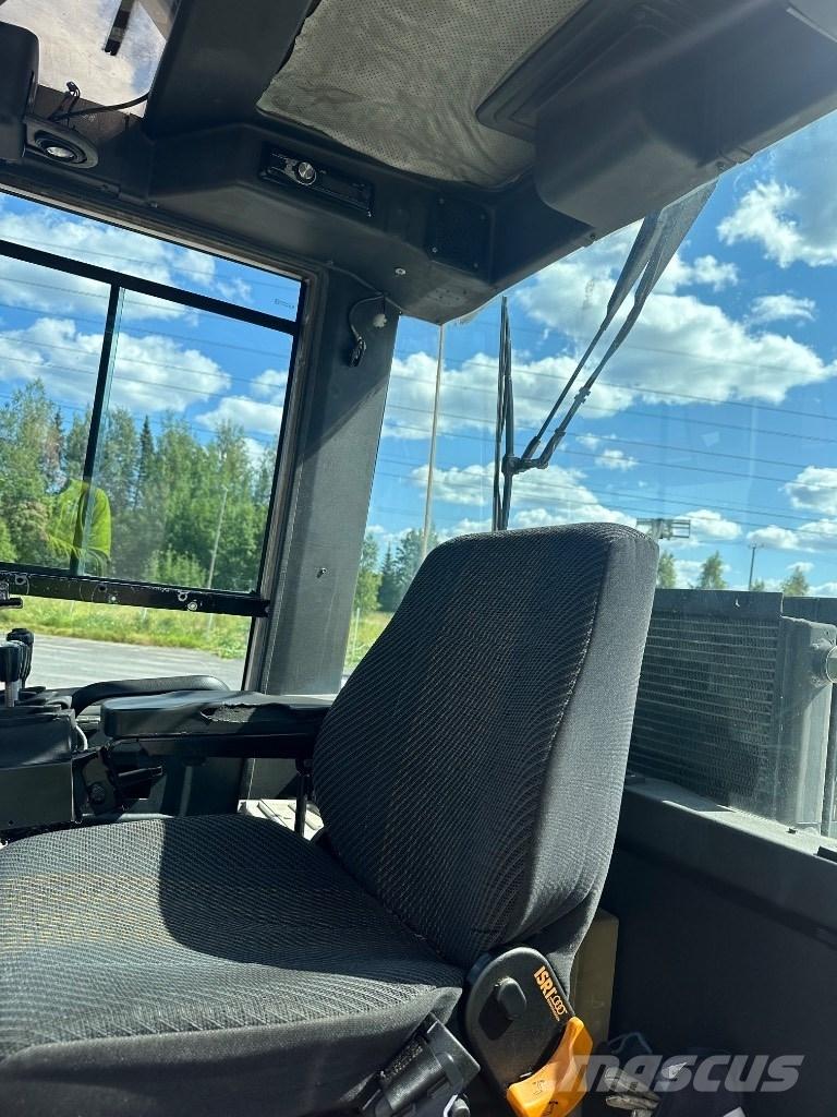 Sisu TD1206 Diesel trucks