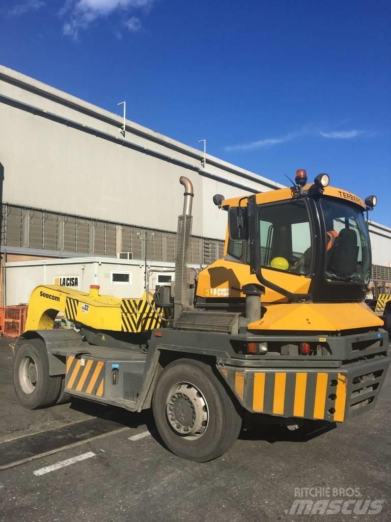 Terberg RT222 Terminal tractors