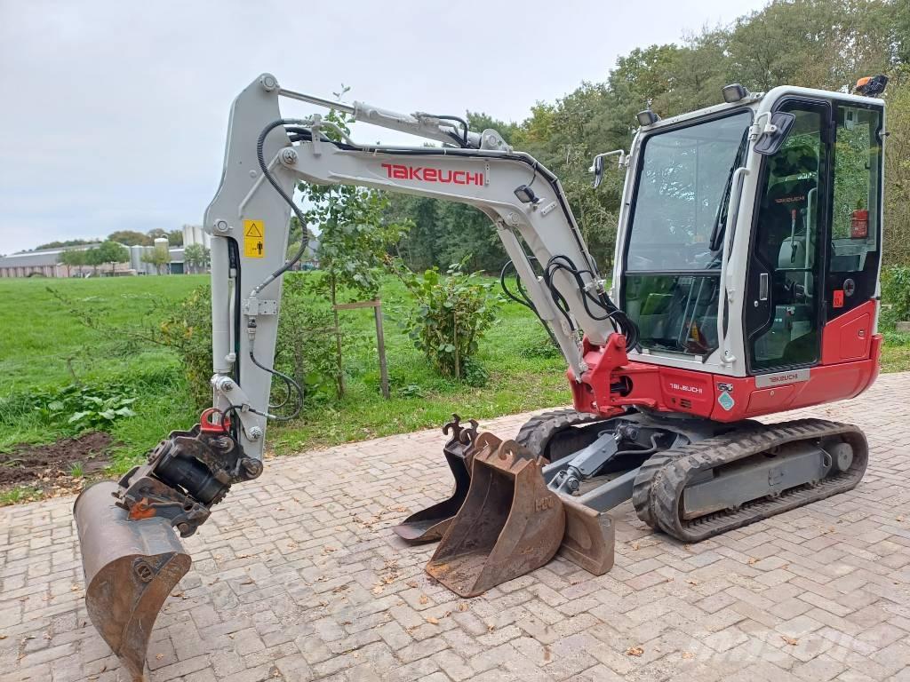 Takeuchi TB 230 Mini excavators < 7t