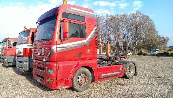 MAN 18.513 Truck Tractor Units