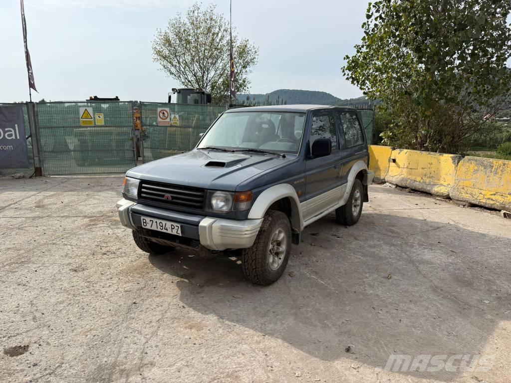 Mitsubishi Montero Cars